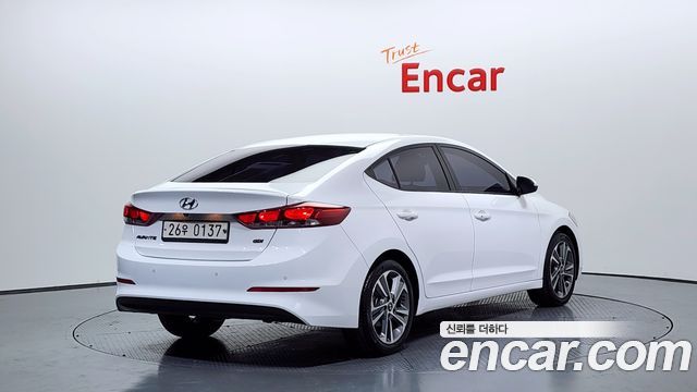 Hyundai AVANTE 2017 — photo 2