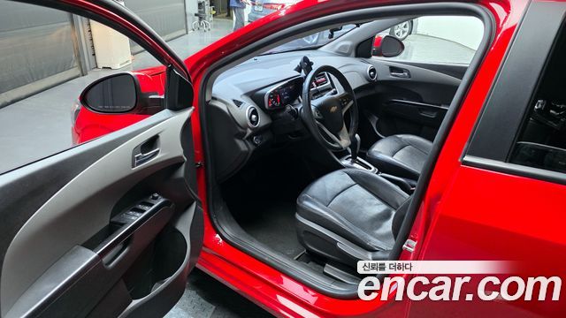 Chevrolet Korea Aveo 2018 — photo 10