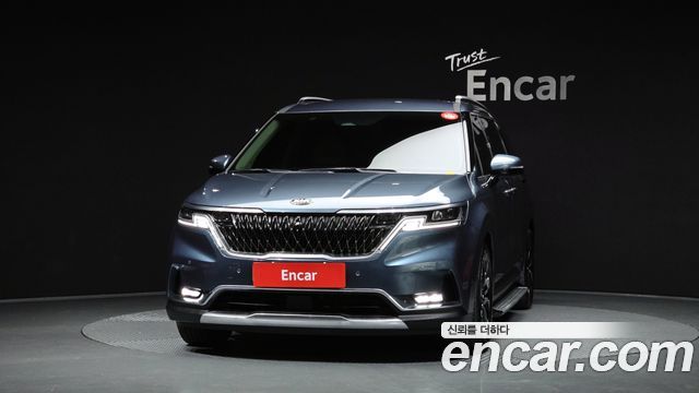Kia Canival 2021 — photo 3