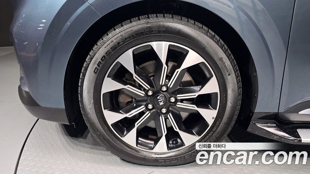 Kia Canival 2021 — photo 5