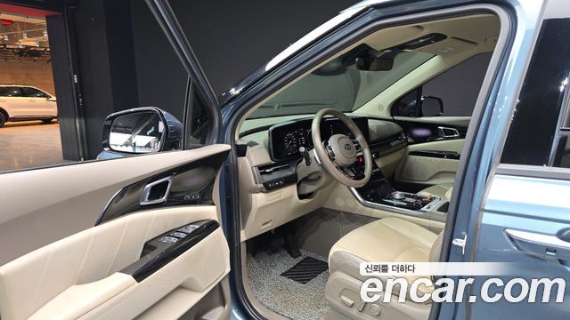 Kia Canival 2021 — photo 10