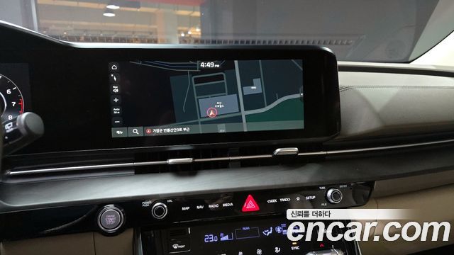 Kia Canival 2021 — photo 16