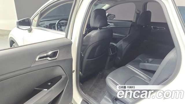 Kia Sportage 2022 — photo 11
