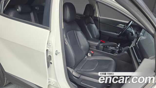 Kia Sportage 2022 — photo 12