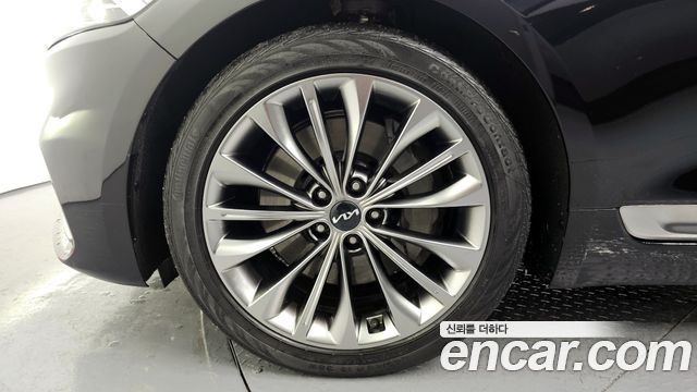 Kia K9 2023 — photo 5