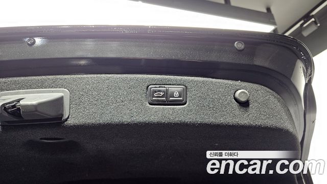 Kia K9 2023 — photo 20