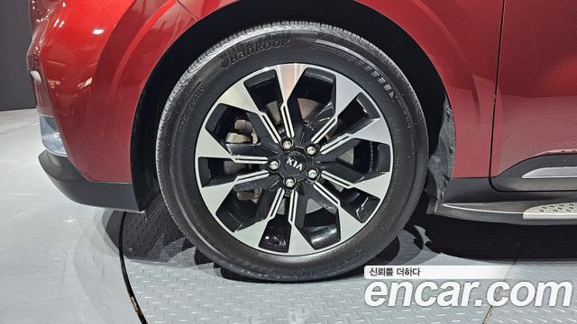 Kia Canival 2021 — photo 5