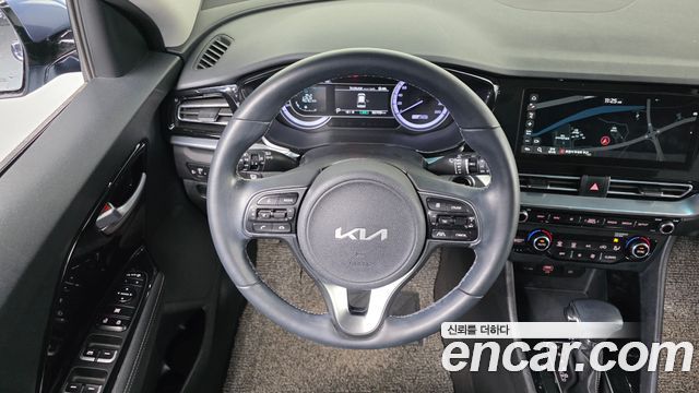 Kia Niro 2022 — photo 13