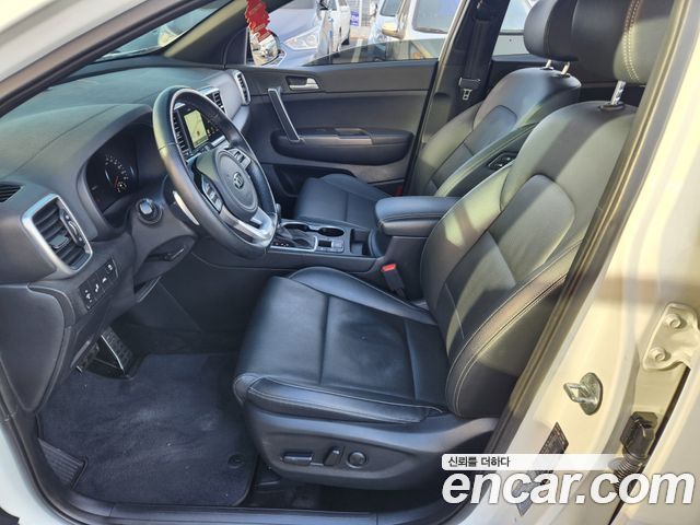 Kia Sportage 2021 — photo 10
