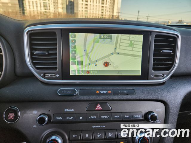 Kia Sportage 2021 — photo 16