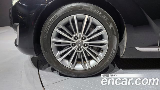 Genesis EQ900 2016 — photo 5