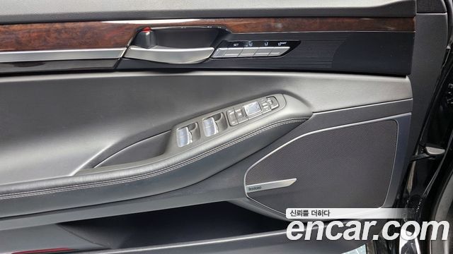 Genesis EQ900 2016 — photo 18