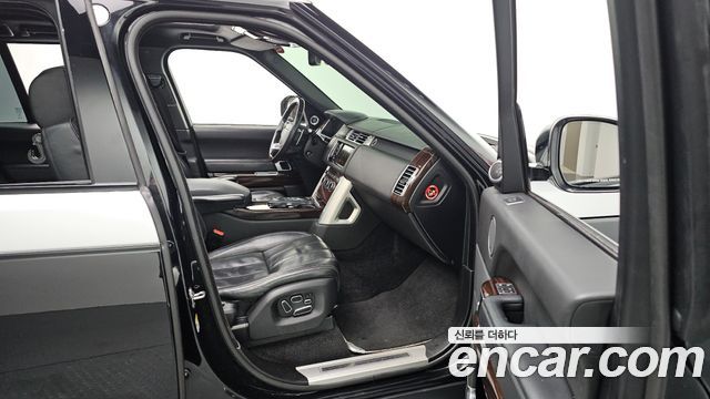 Land Rover Range Rover 2015 — photo 17
