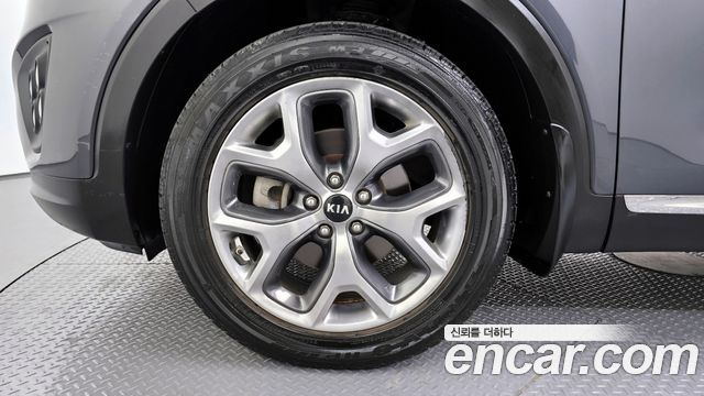 Kia Sorento 2016 — photo 5