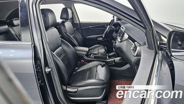 Kia Sorento 2016 — photo 12