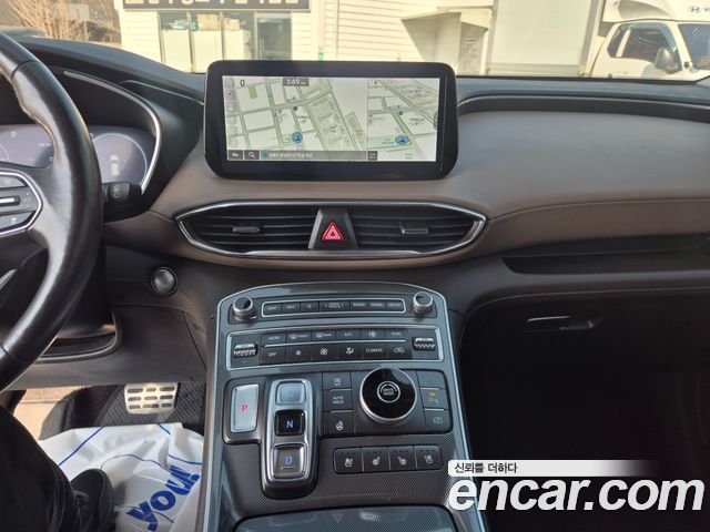 Hyundai Santafe 2021 — photo 16