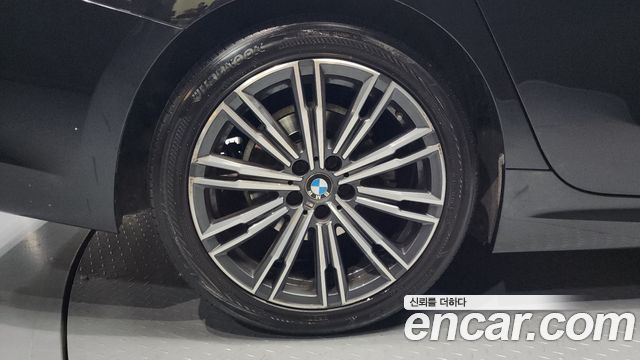BMW 3-Series 2021 — photo 5