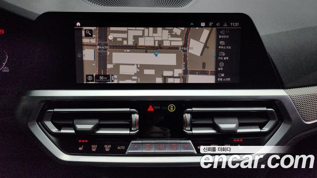 BMW 3-Series 2021 — photo 14