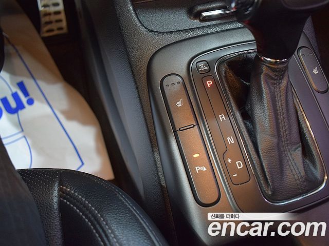 Kia K3 2013 — photo 11