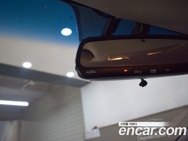 Kia K3 2013 — photo 14
