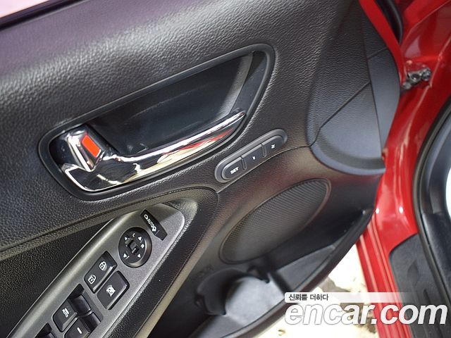 Kia K3 2013 — photo 19