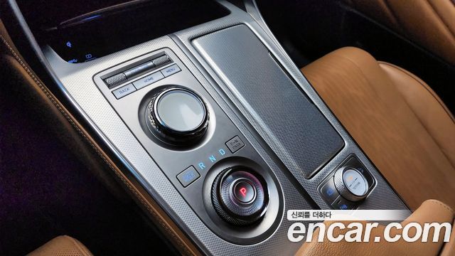 Genesis GV80 2023 — photo 9