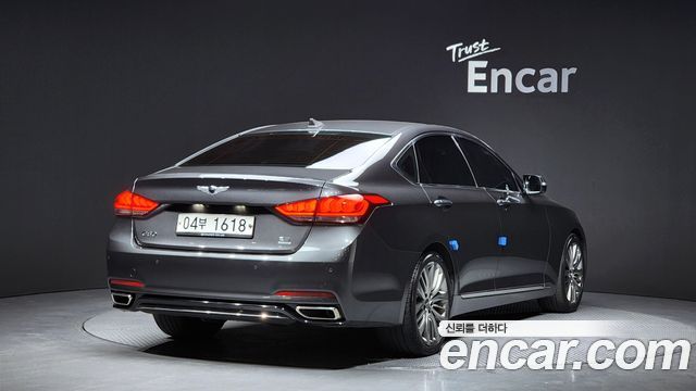 Genesis G80 2018 — photo 2