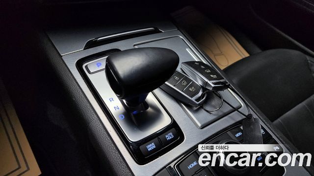 Genesis G80 2018 — photo 9