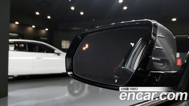 Genesis G80 2018 — photo 13
