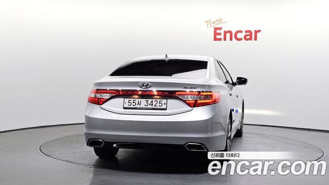 Hyundai Grandeur 2015 — photo 4