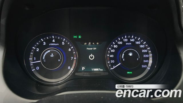 Hyundai Grandeur 2015 — photo 8