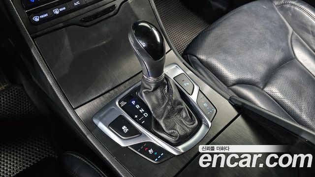 Hyundai Grandeur 2015 — photo 9