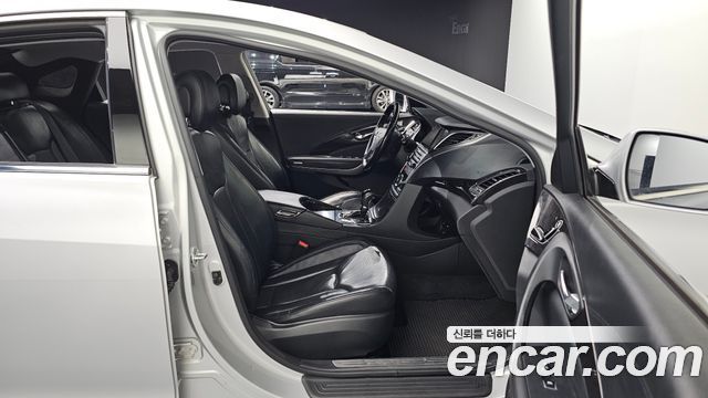 Hyundai Grandeur 2015 — photo 12