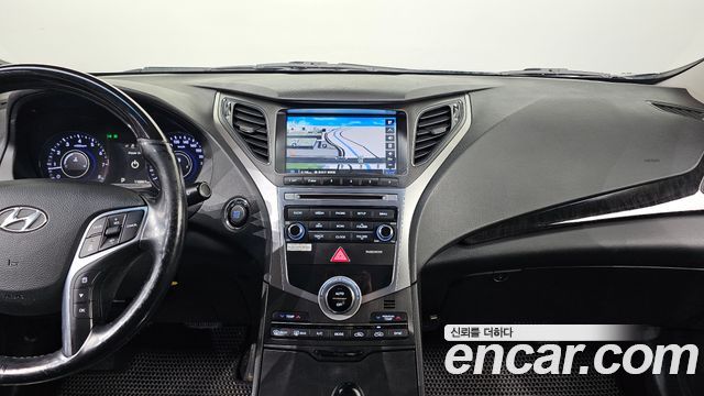 Hyundai Grandeur 2015 — photo 17
