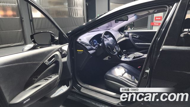 Hyundai Grandeur 2016 — photo 10