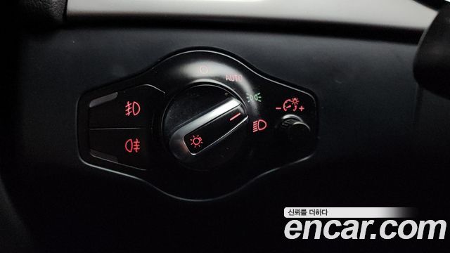 Audi A4 2015 — photo 9