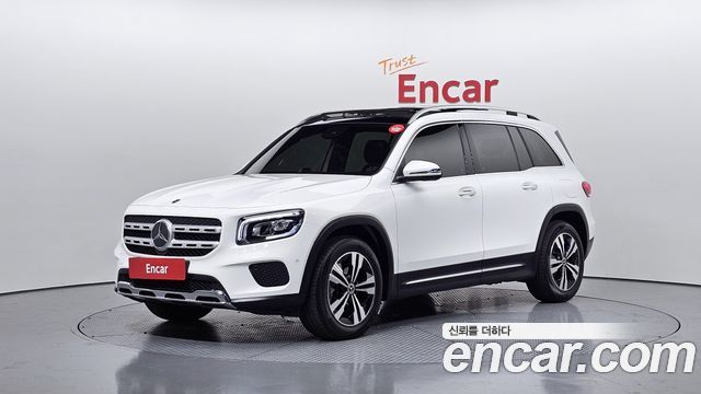 Mercedes-Benz GLB-Class 2020 — photo 1