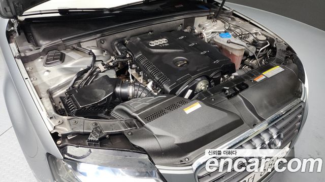 Audi A4 2012 — photo 6