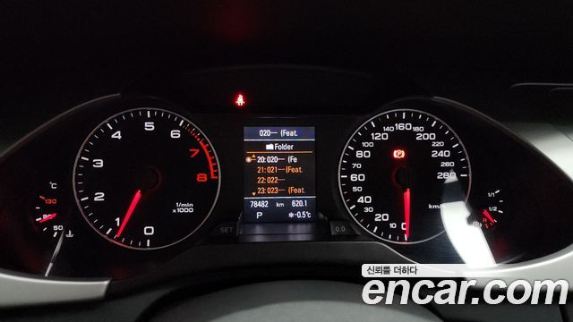 Audi A4 2012 — photo 8