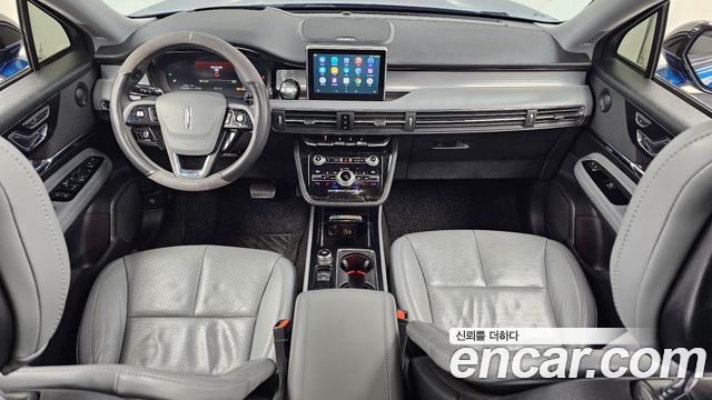 Lincoln Corsair 2020 — photo 7