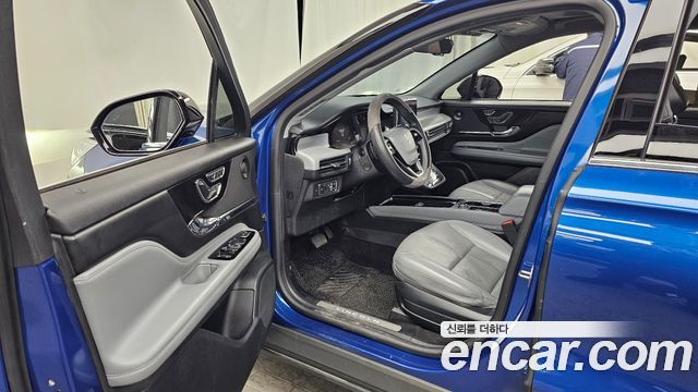 Lincoln Corsair 2020 — photo 10