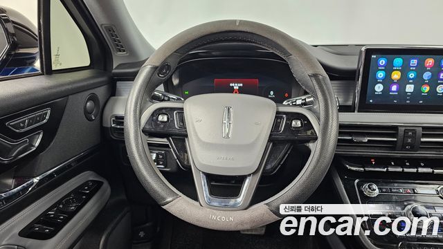 Lincoln Corsair 2020 — photo 13