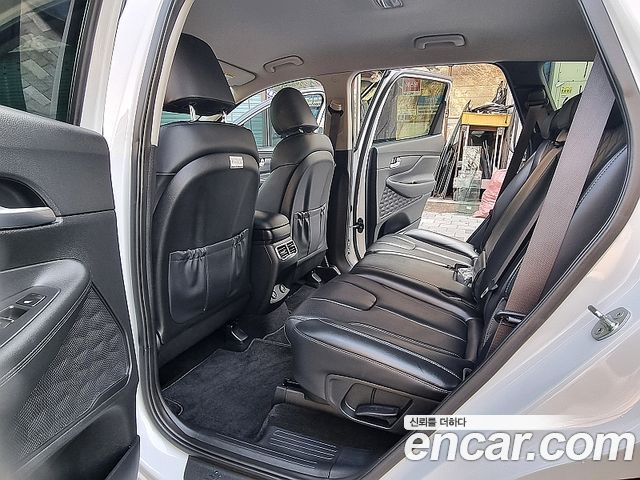 Hyundai Santafe 2021 — photo 8