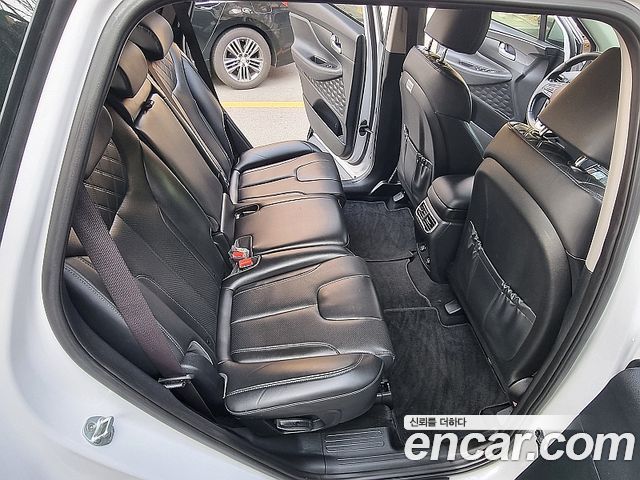 Hyundai Santafe 2021 — photo 10