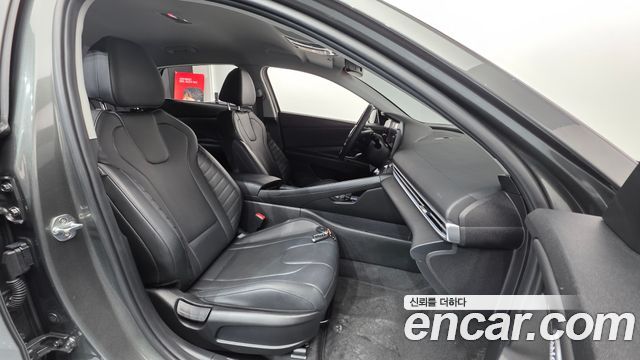 Hyundai AVANTE 2022 — photo 10