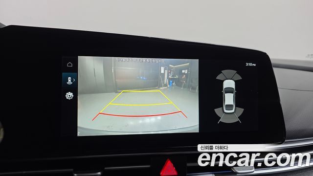 Hyundai AVANTE 2022 — photo 16