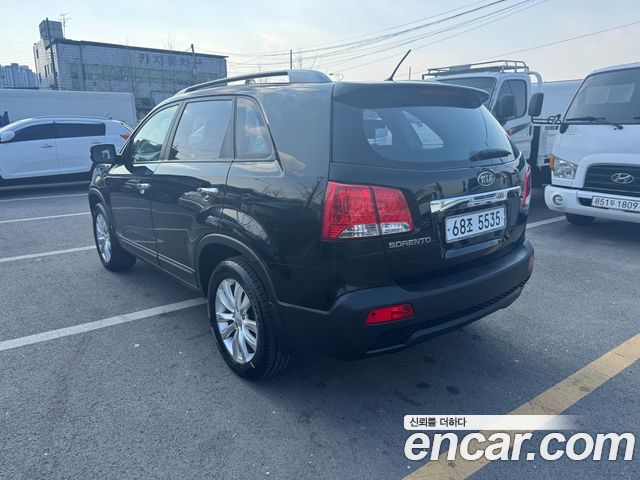 Kia Sorento 2010 — photo 3