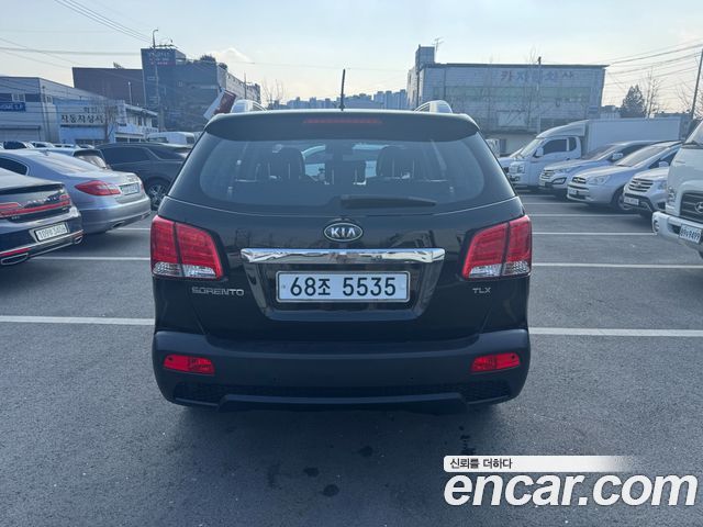 Kia Sorento 2010 — photo 4