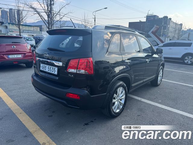 Kia Sorento 2010 — photo 5