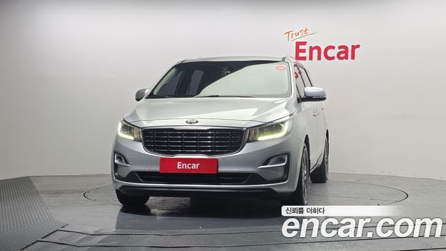 Kia Canival 2020 — photo 3